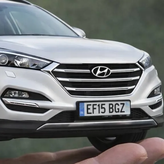 chat with ai character: small squad car