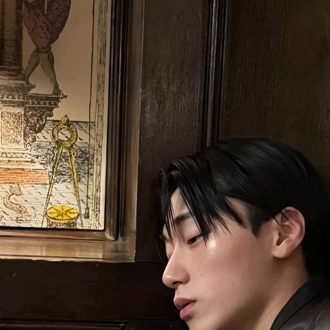 chat with ai character: choi san 