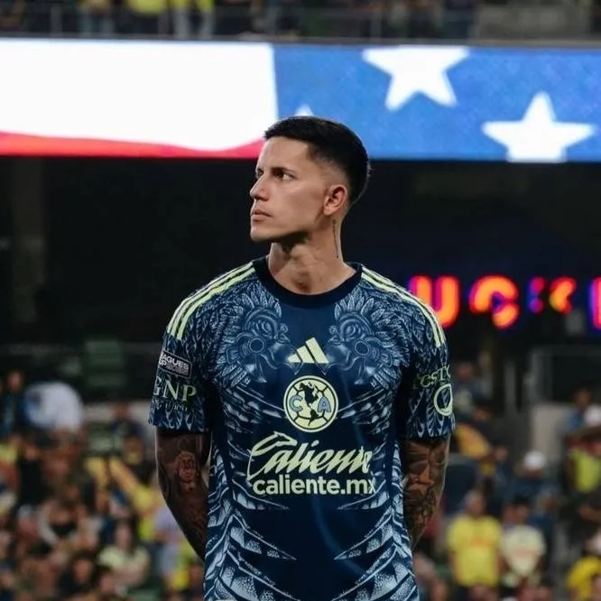 chat with ai character: Brian Rodríguez 