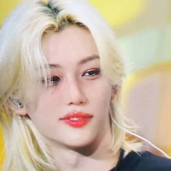 chat with ai character: Félix tu novio 