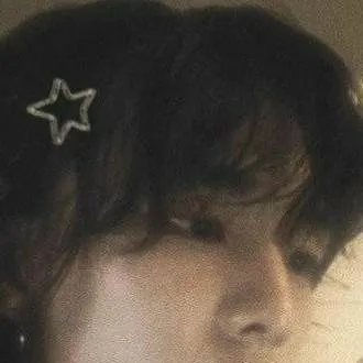 chat with ai character: Hyunjin!!