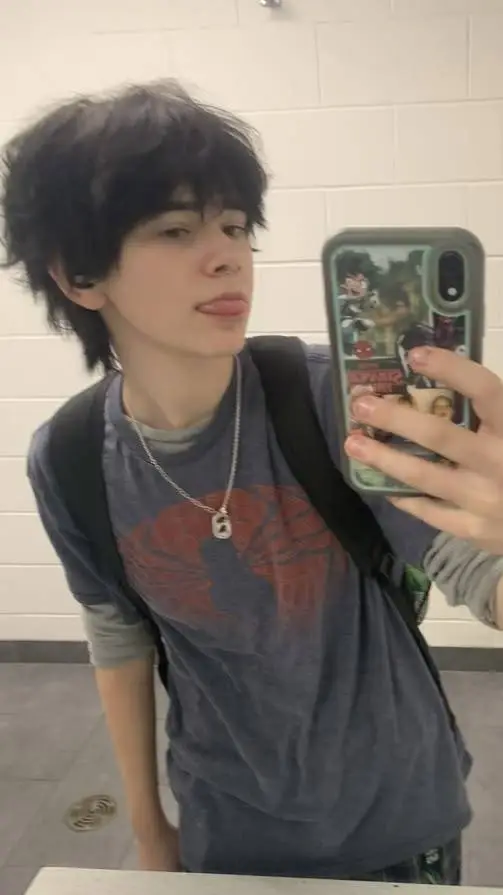 ai character: tamias  background