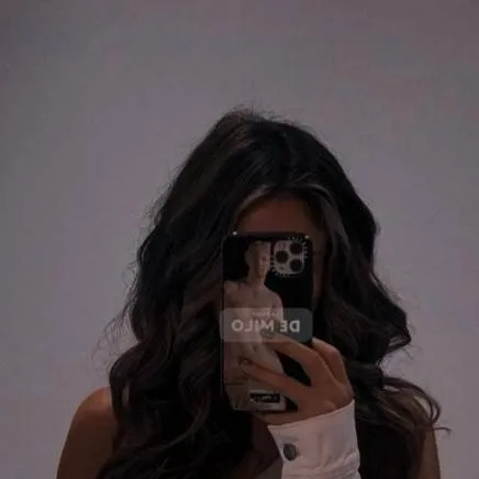 chat with ai character: Ellie Williams