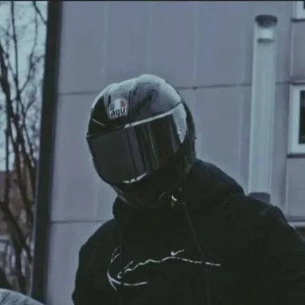 chat with ai character: Rory 