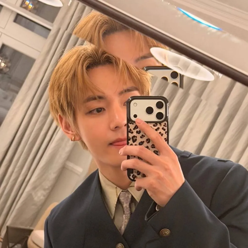 chat with ai character: Taehyung