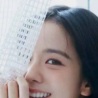chat with ai character: jisoo
