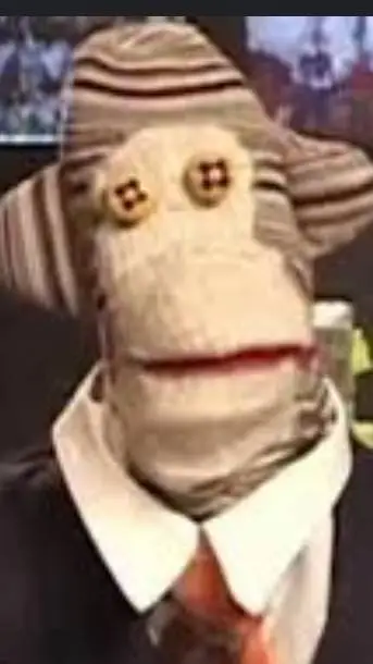 ai character: Ręt4rœlæm🗣️ background