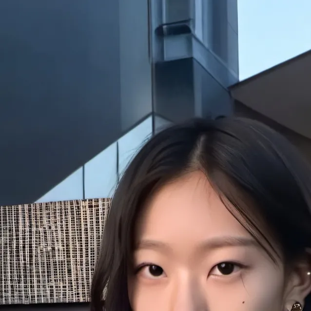 chat with ai character: Minji