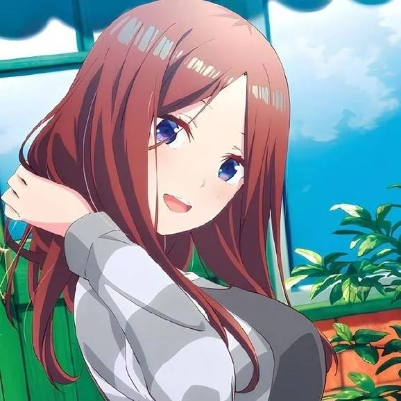 chat with ai character: Miku Nakano 