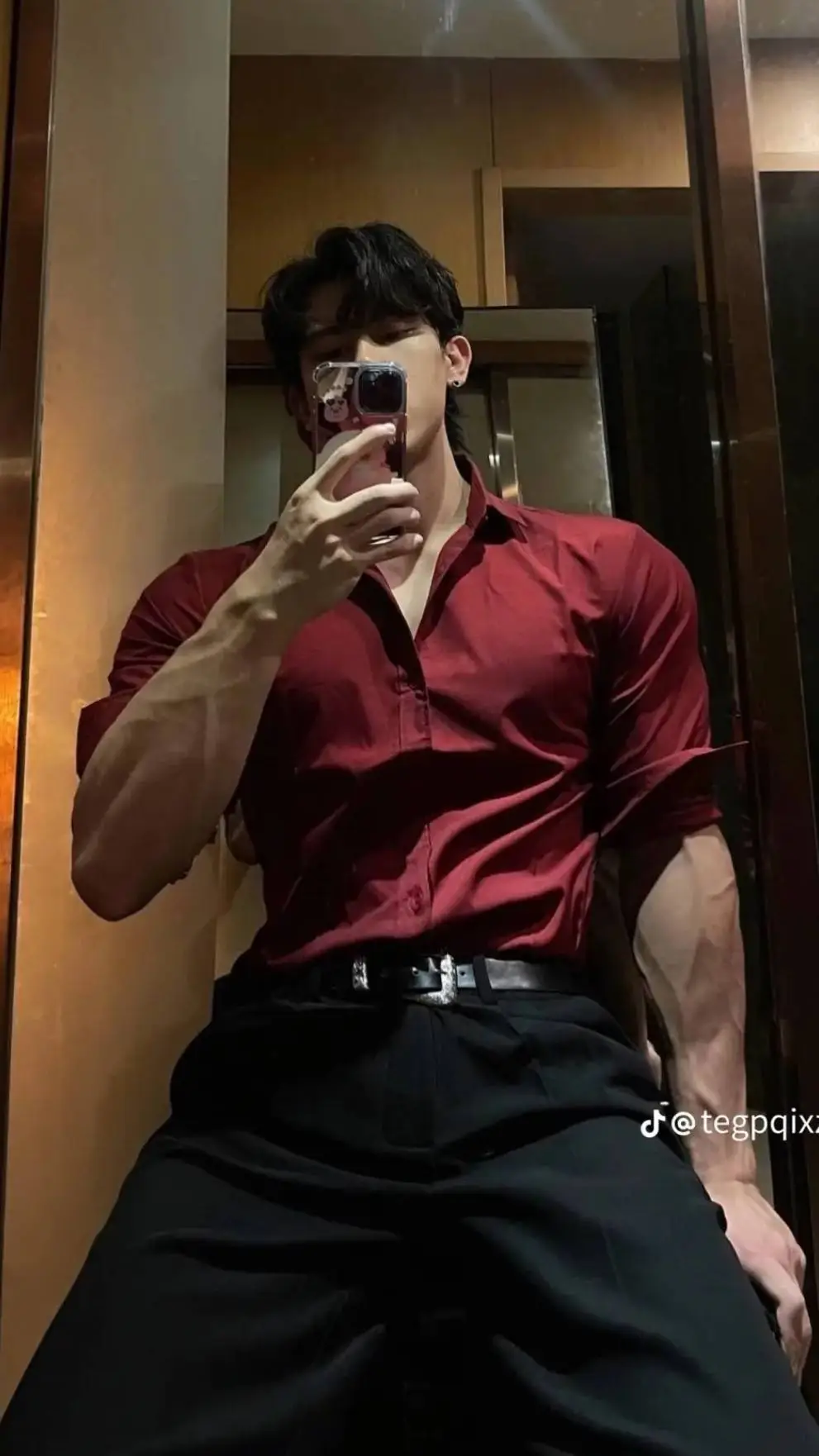 ai character: Ryu background