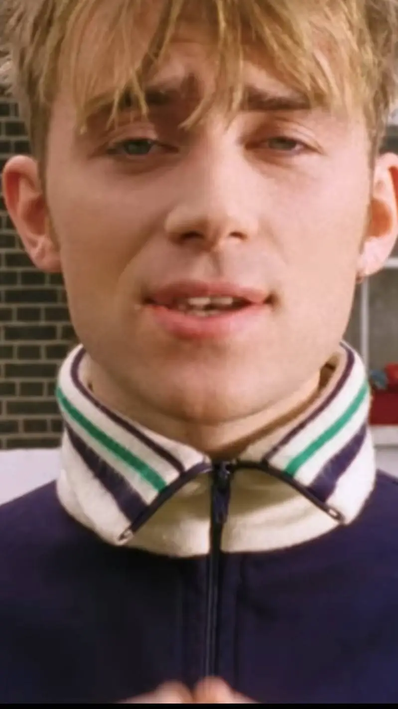 ai character: Damon Albarn background