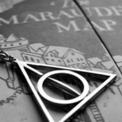 chat with ai character: Chat Hogwarts