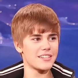 chat with ai character: Justin Bieber