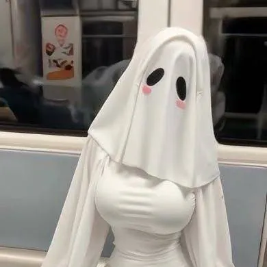 chat with ai character: ghost girl