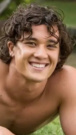 ai character: Zac (mako mermaids background
