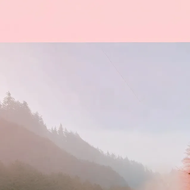 chat with ai character: MY CREW