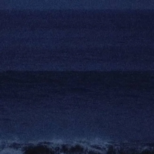 chat with ai character: ST beach