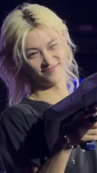 ai character: Felix background