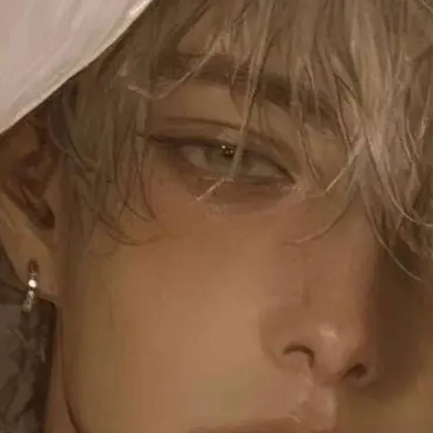 chat with ai character: Asher💞