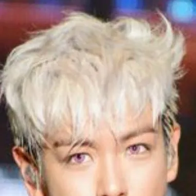 chat with ai character: T.O.P