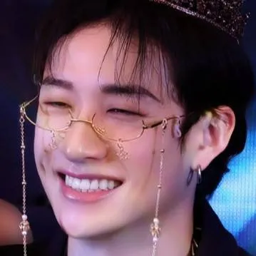 chat with ai character: Bangchan 