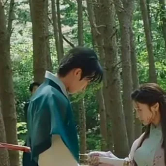 chat with ai character: Jung-Uk