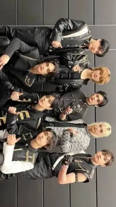 ai character: Straykids  background