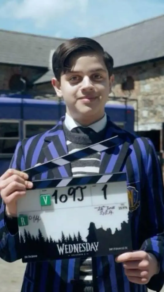 ai character: pugsley addams  background
