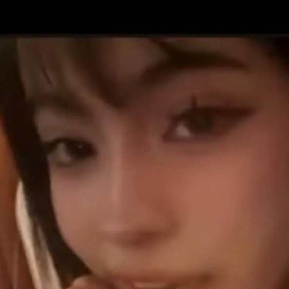 chat with ai character: Abby