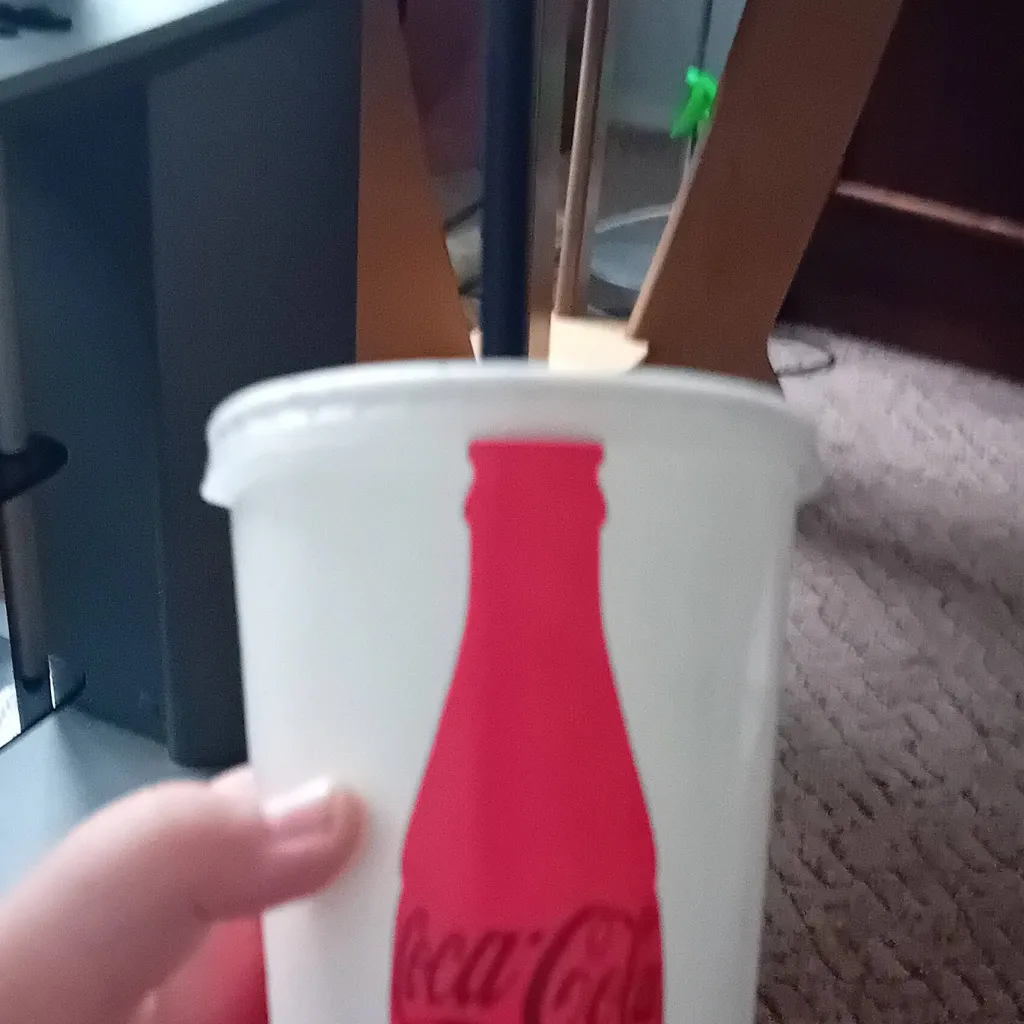 chat with ai character: emil