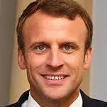 chat with ai character: Emanuel Macron 