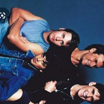 chat with ai character: outsider new world