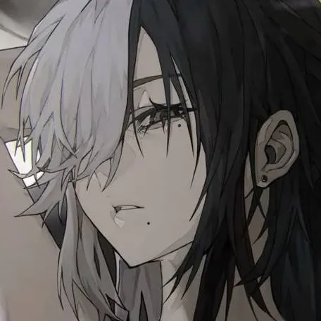 chat with ai character: shnikko