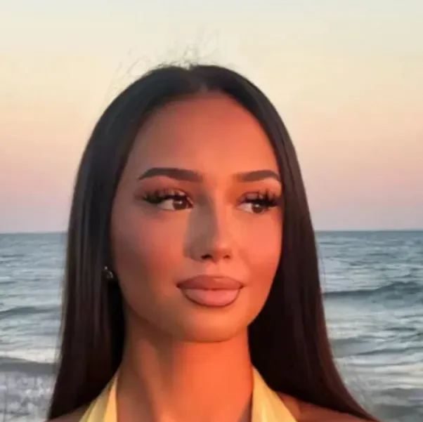 chat with ai character: Victoria 