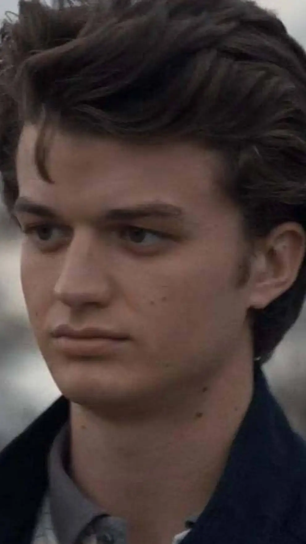 ai character: Steve Harrington  background