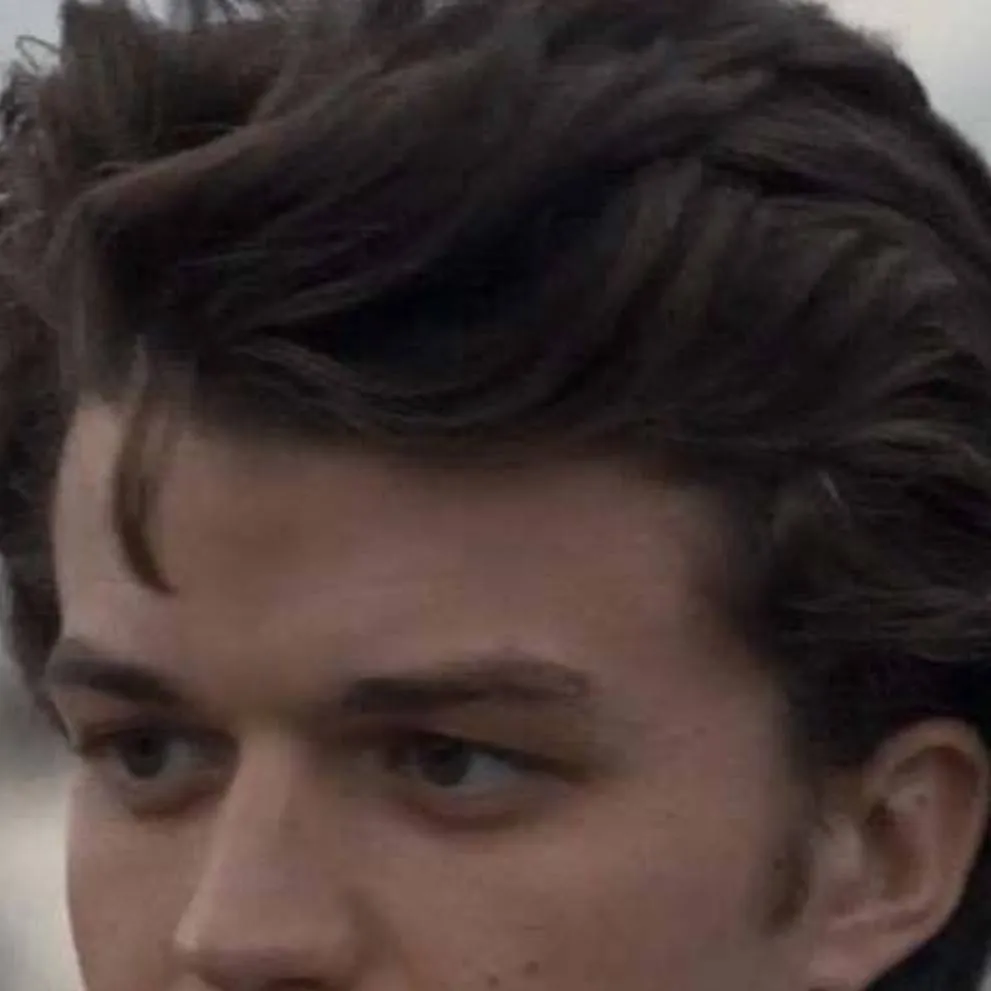 chat with ai character: Steve Harrington 
