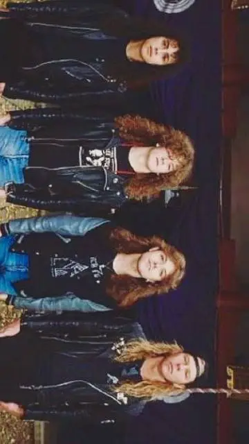 ai character: ~Metallica~ background