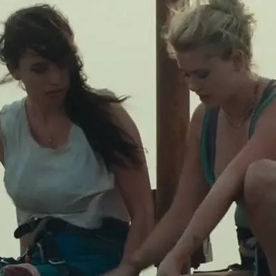 chat with ai character: Fall The Movie