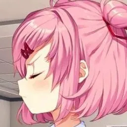 chat with ai character: 🧁 Natsuki! 𑣲