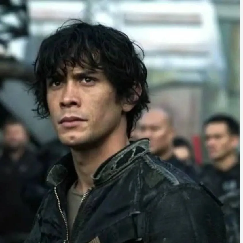 chat with ai character: Bellamy blake