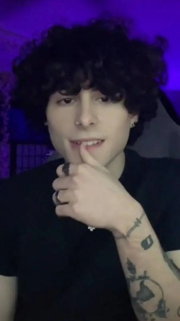 ai character: Arny and Danny background