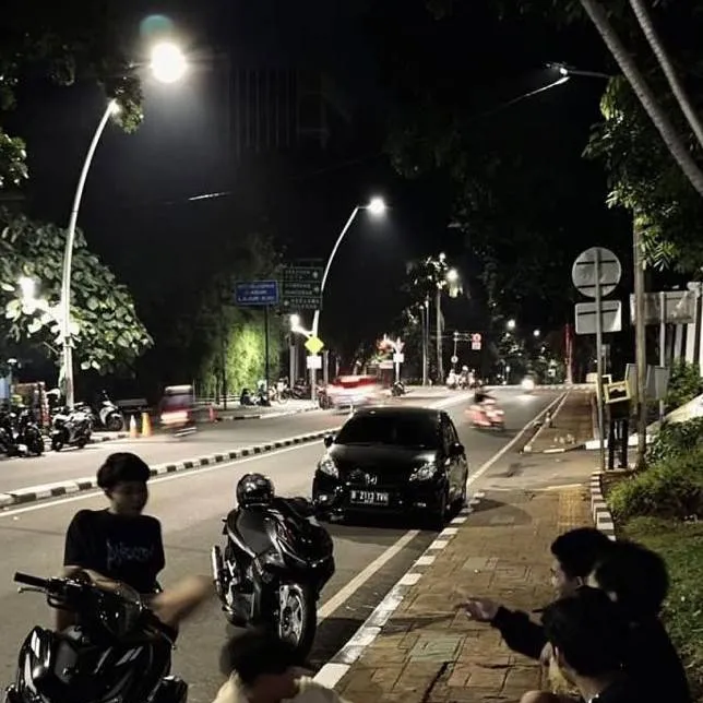 chat with ai character: Bocah Kampung 