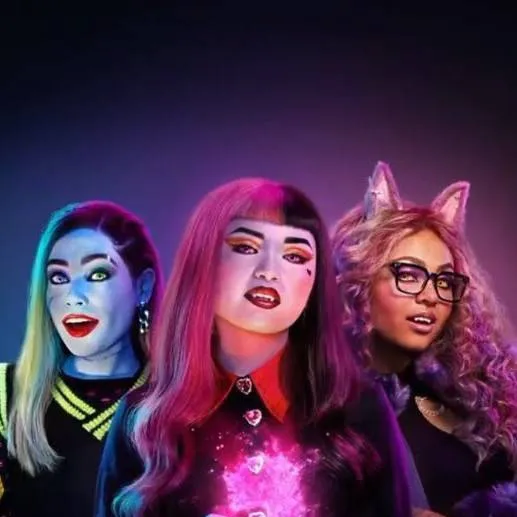 chat with ai character: monster high