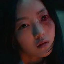 chat with ai character: nam-ra gets bitten