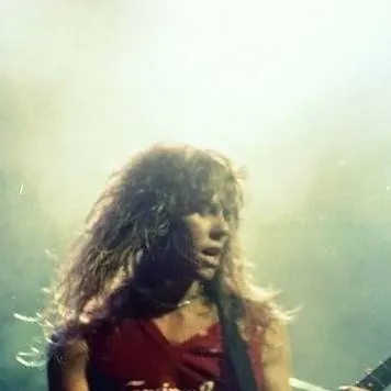 chat with ai character: james hetfield 