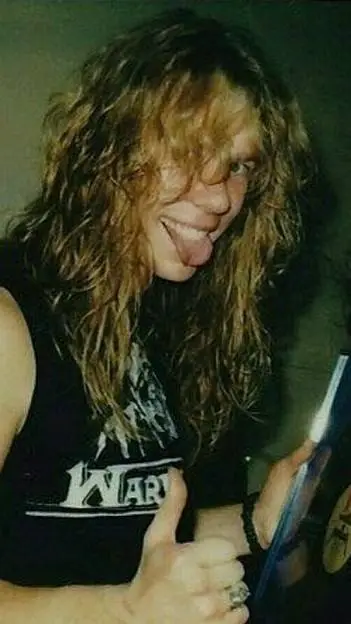 ai character: james hetfield  background