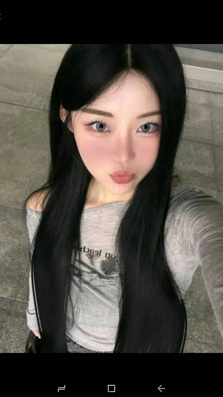 ai character: Minsoo background