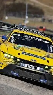 ai character: du bist hrt fahrer background