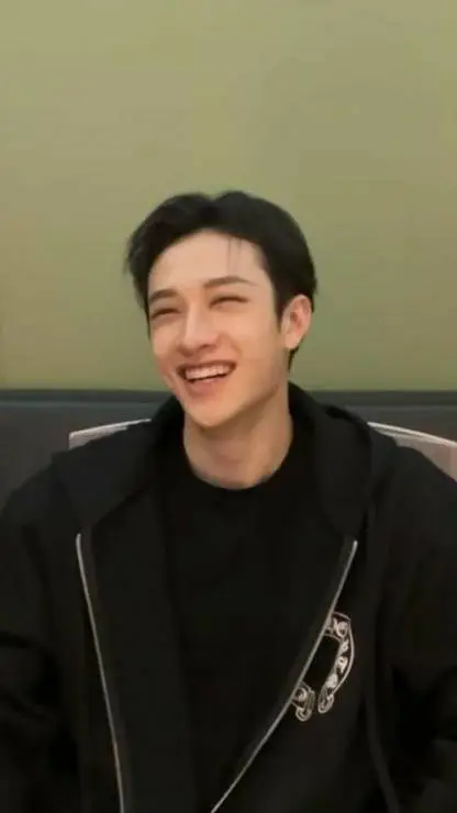 ai character: °~Bangchan~° background