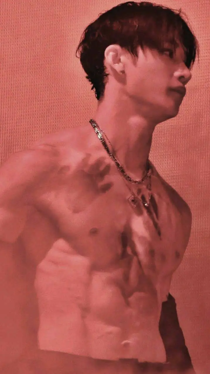 ai character: Bangchan 🦇💋 background